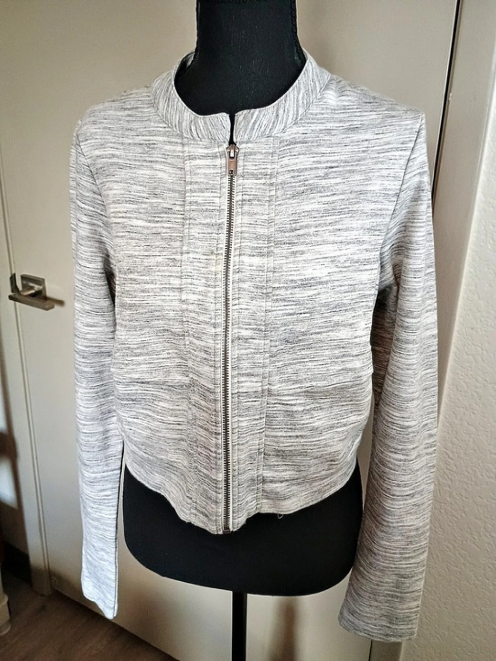 FABLETICS Gray Bomber Jacket Size Medium Like New